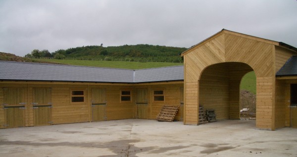 timber buildings stables outbuildings