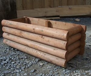 Timber planter with barrel board timber